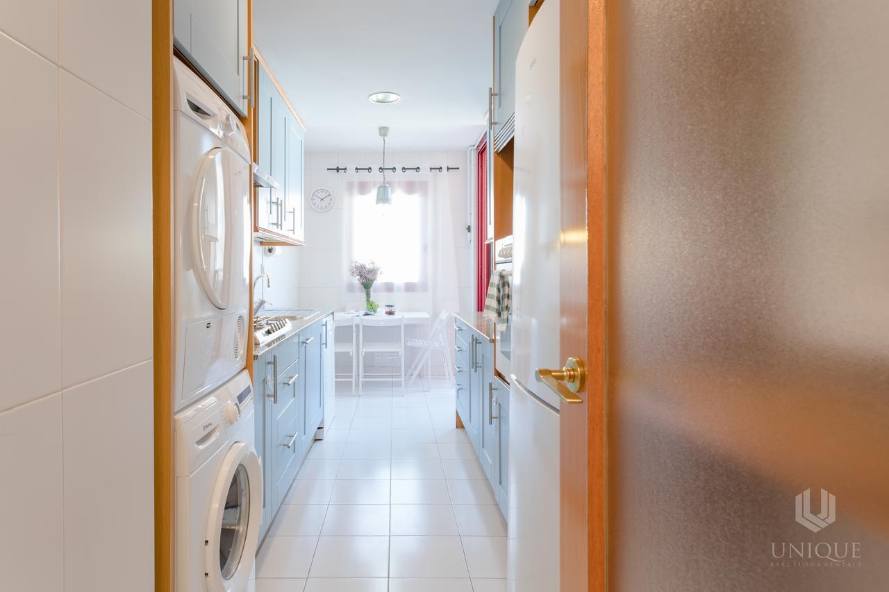 Unique Rentals - Stylish seafront duplex Barcelone Extérieur photo