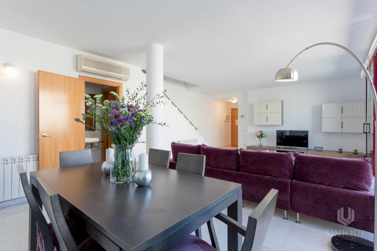 Unique Rentals - Stylish seafront duplex Barcelone Extérieur photo